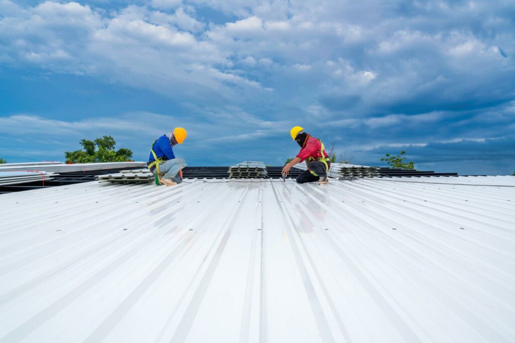 13 Tips for Choosing Commercial Roof Leak Repair Experts