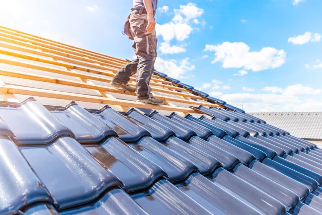 7 Essential Tips for Roof Replacement Process
