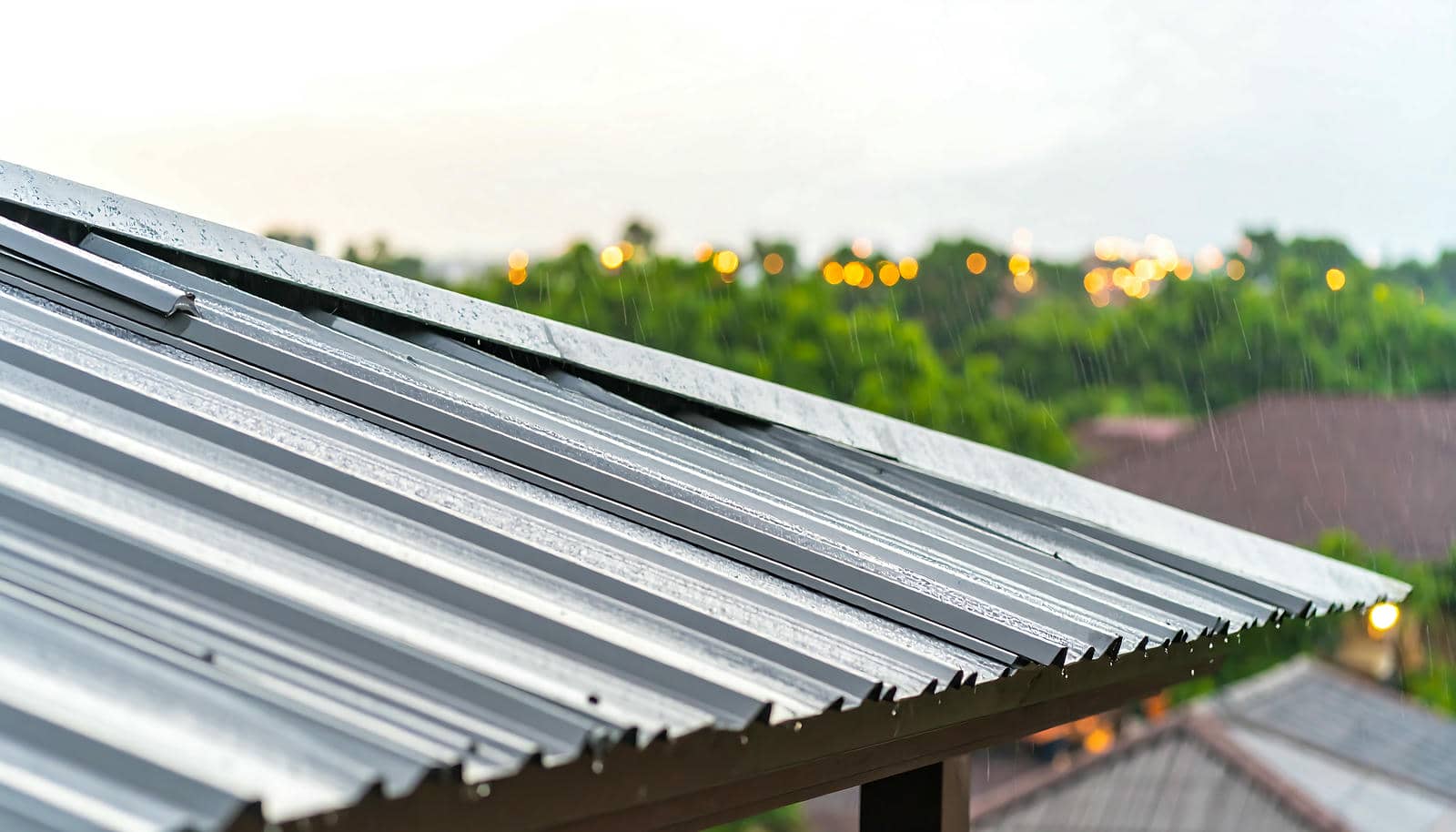 5 Best Tips for Metal Roof Restoration After Storms