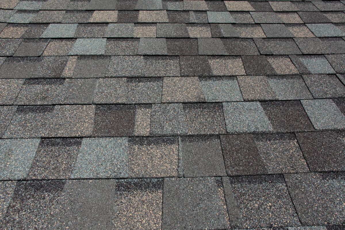 Expert Tips for Selecting Asphalt Shingle Styles