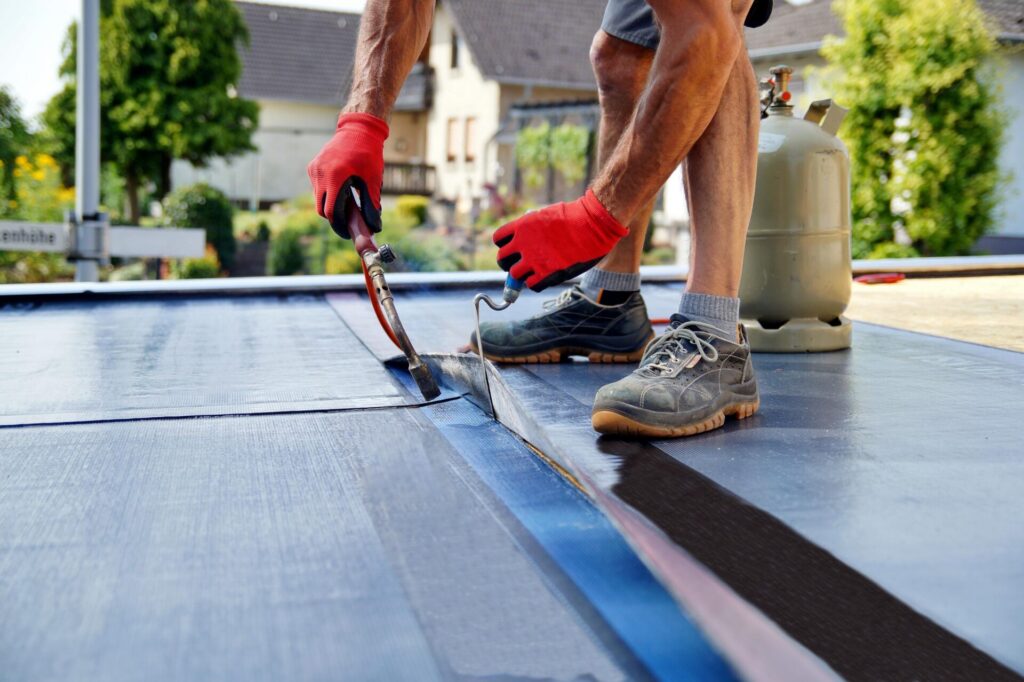 Choosing the Best Materials for Flat Roofs