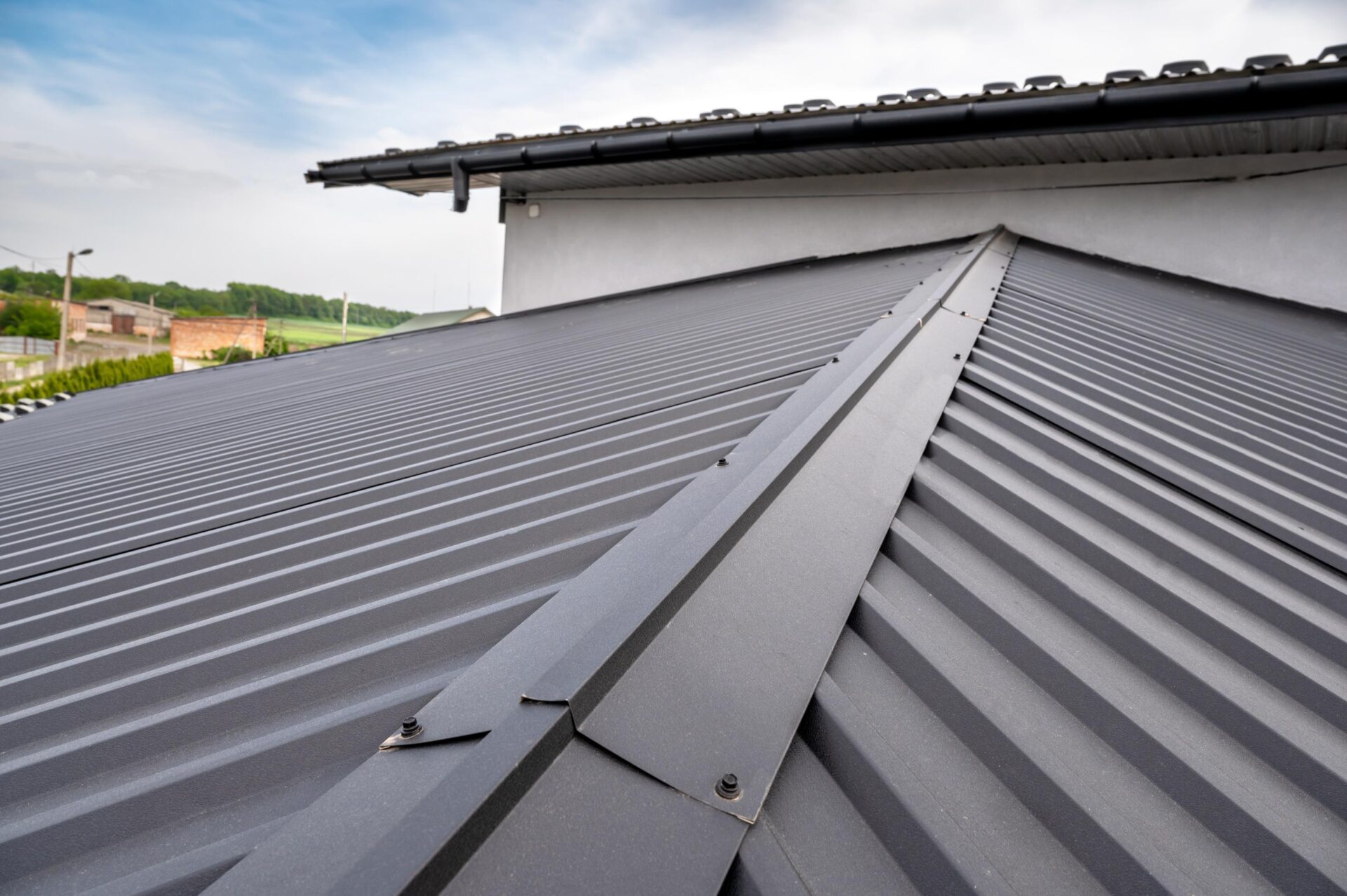 7 Best Hidden Benefits of Metal Roofing for Homeowners