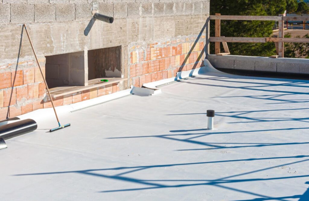 5 Best Solutions for Flat Roof Repair