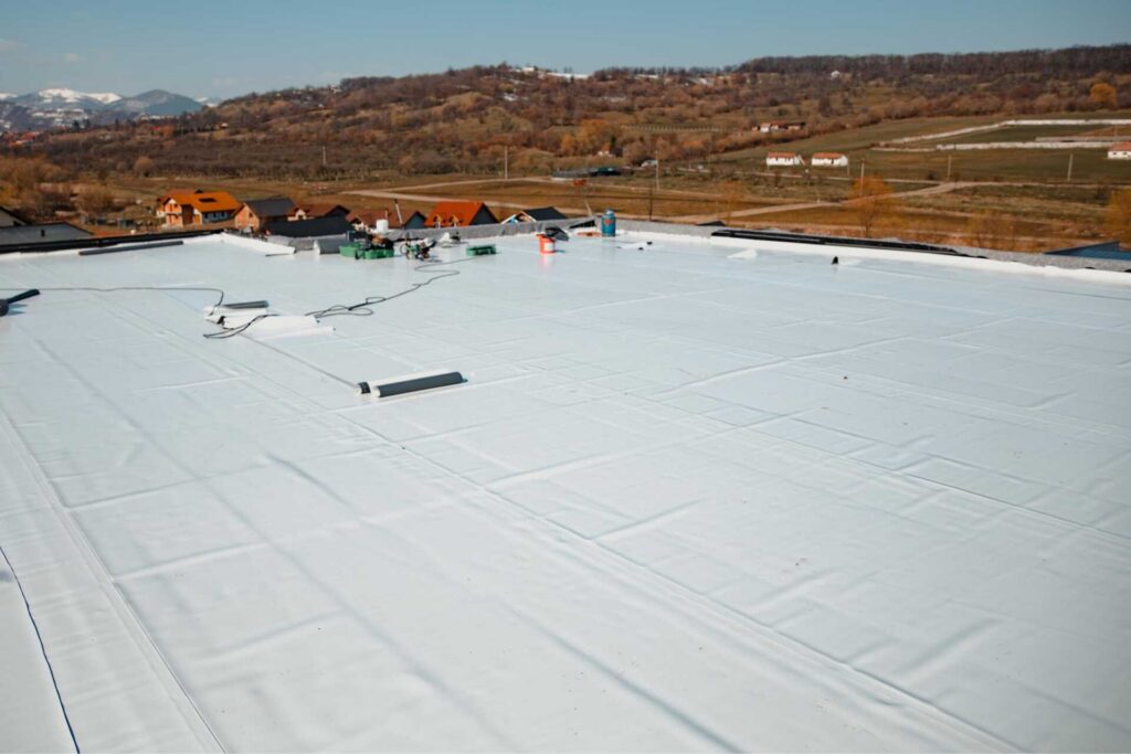 Top Solutions for Flat Roof Commercial Repairs