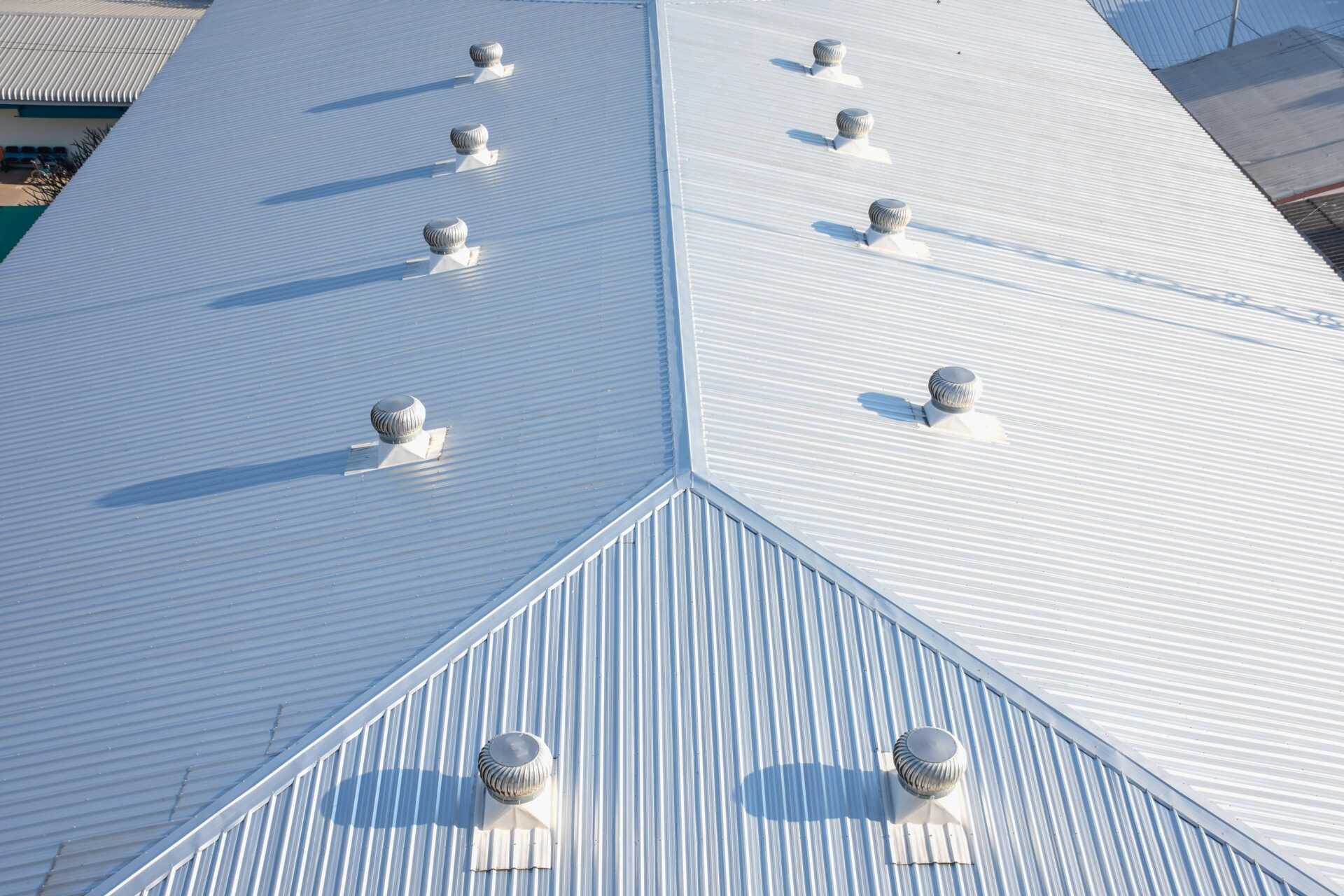 Expert Guide: Maintaining Commercial Roofing for Residential Properties