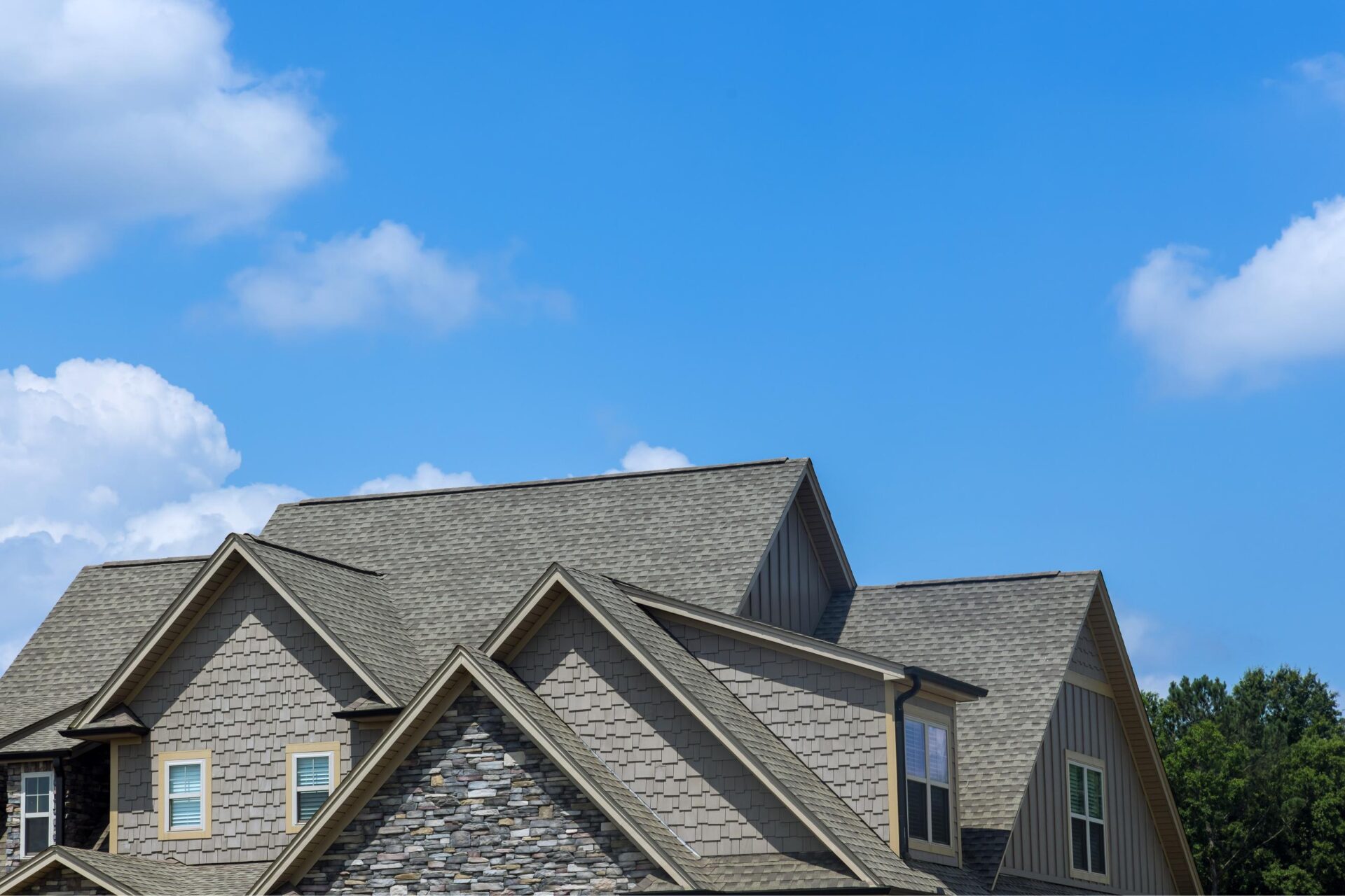 7 Best Tips for Homeowners' Roof Installations