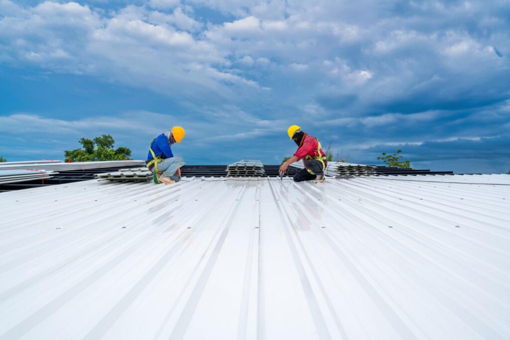 13 Tips for Choosing Commercial Roof Leak Repair Experts